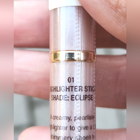 The Body Shop Colourings Highlighter Stick 01 Eclipse RARE - Picture 2 of 3